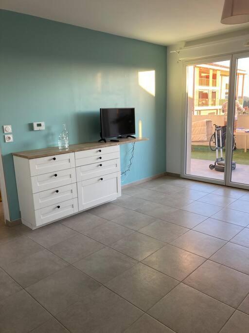 Appartement Rdc Avec Parking Prive La Fare-les-Oliviers 외부 사진